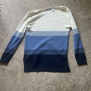 Thrifted knitted women’s sweater